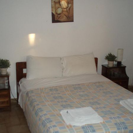 Pantazis Studios Aegina Eksteriør billede